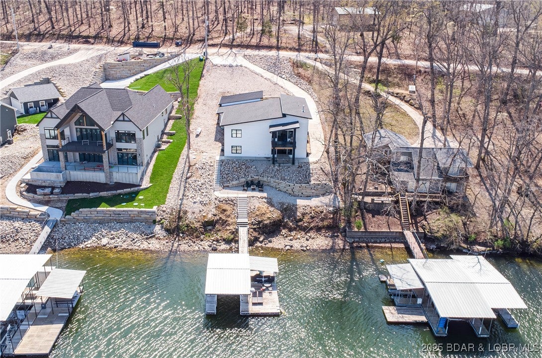 Sunrise Beach, Missouri, 65079, United States, ,5 BathroomsBathrooms,Residential,Active,1764512