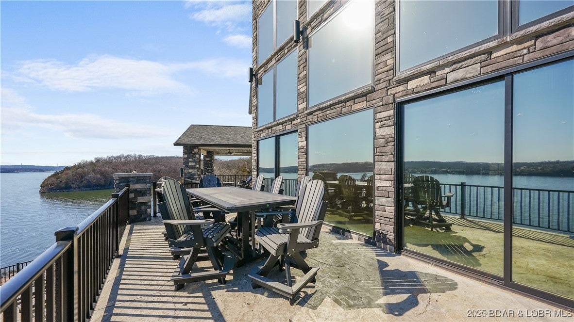 Sunrise Beach, Missouri, 65079, United States, 8 Bedrooms Bedrooms, ,10 BathroomsBathrooms,Residential,Active,1964490