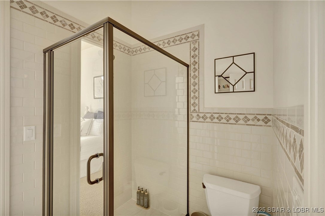 Porto Cima, Missouri, 65079, United States, 7 Bedrooms Bedrooms, ,7 BathroomsBathrooms,Residential,Active,1922532