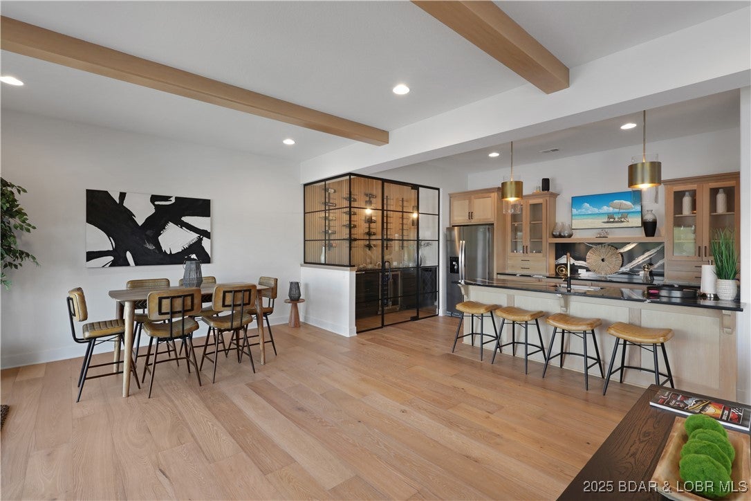 Porto Cima, Missouri, 65079, United States, 6 Bedrooms Bedrooms, ,5 BathroomsBathrooms,Residential,Active,1960144