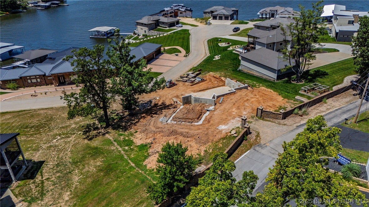 Osage Beach, Missouri, 65065, United States, 4 Bedrooms Bedrooms, ,6 BathroomsBathrooms,Residential,Active,2008268