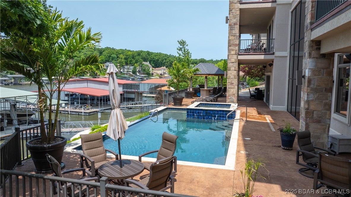 Sunrise Beach, Missouri, 65079, United States, 6 Bedrooms Bedrooms, ,8 BathroomsBathrooms,Residential,Pending,1943776