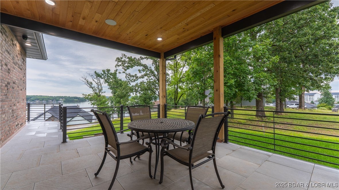 Osage Beach, Missouri, 65065, United States, 4 Bedrooms Bedrooms, ,5 BathroomsBathrooms,Residential,Active,1877825