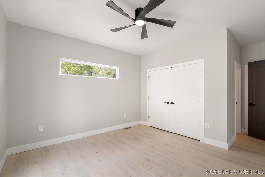 Sunrise Beach, Missouri, 65065, United States, 6 Bedrooms Bedrooms, ,6 BathroomsBathrooms,Residential,Active,1929710