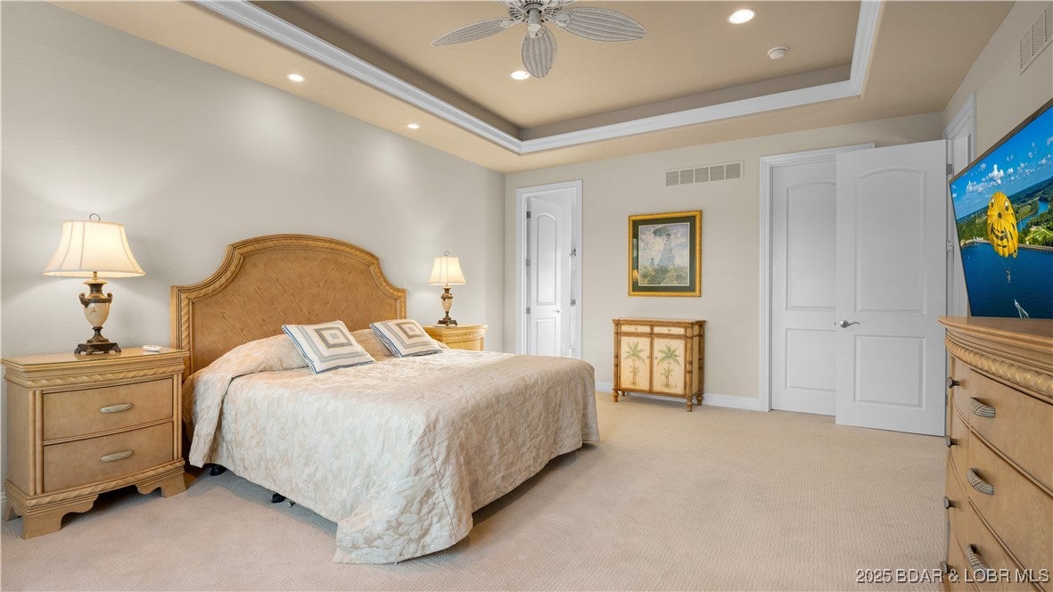 Camdenton, Missouri, 65020, United States, 5 Bedrooms Bedrooms, ,5 BathroomsBathrooms,Residential,Active,1989766