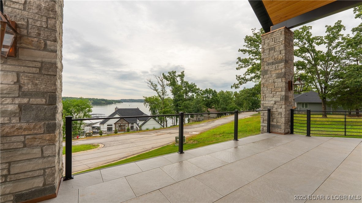 Osage Beach, Missouri, 65065, United States, 4 Bedrooms Bedrooms, ,5 BathroomsBathrooms,Residential,Active,1877825