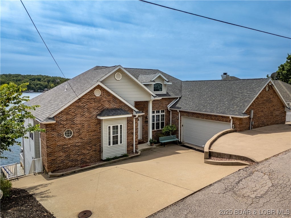 Camdenton, Missouri, 65020, United States, 4 Bedrooms Bedrooms, ,4 BathroomsBathrooms,Residential,Active,1936451
