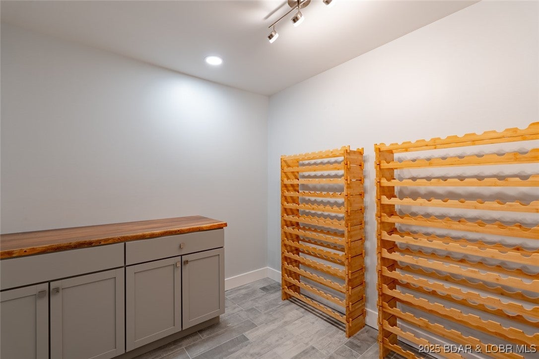 Climax Springs, Missouri, 65324, United States, 5 Bedrooms Bedrooms, ,5 BathroomsBathrooms,Residential,Active,1988443