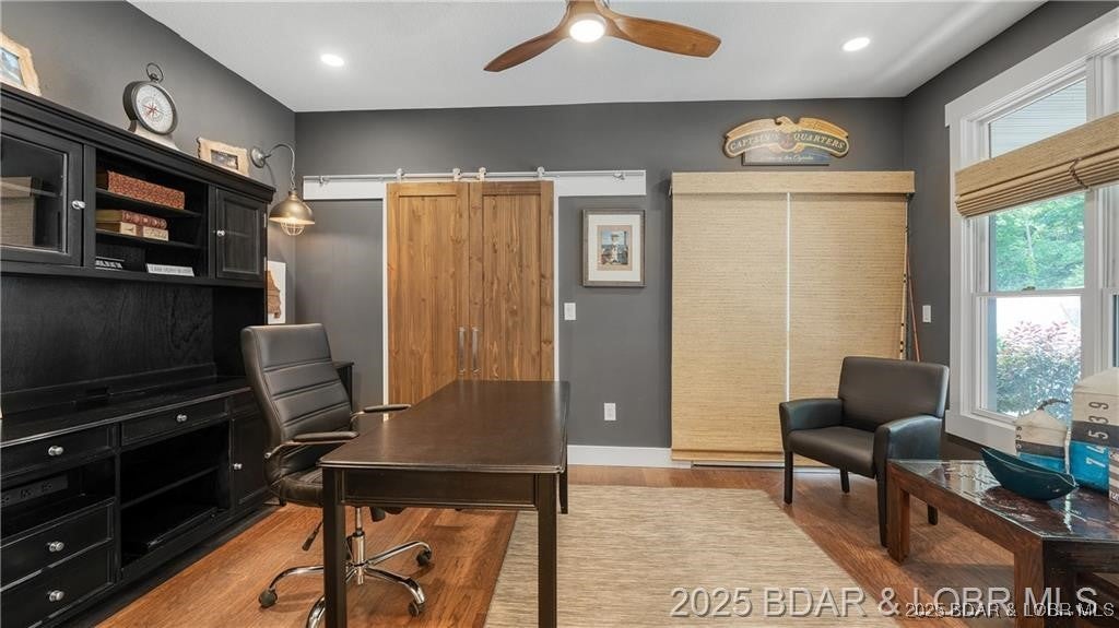 Camdenton, Missouri, 65020, United States, 7 Bedrooms Bedrooms, ,6 BathroomsBathrooms,Residential,Active,1876843