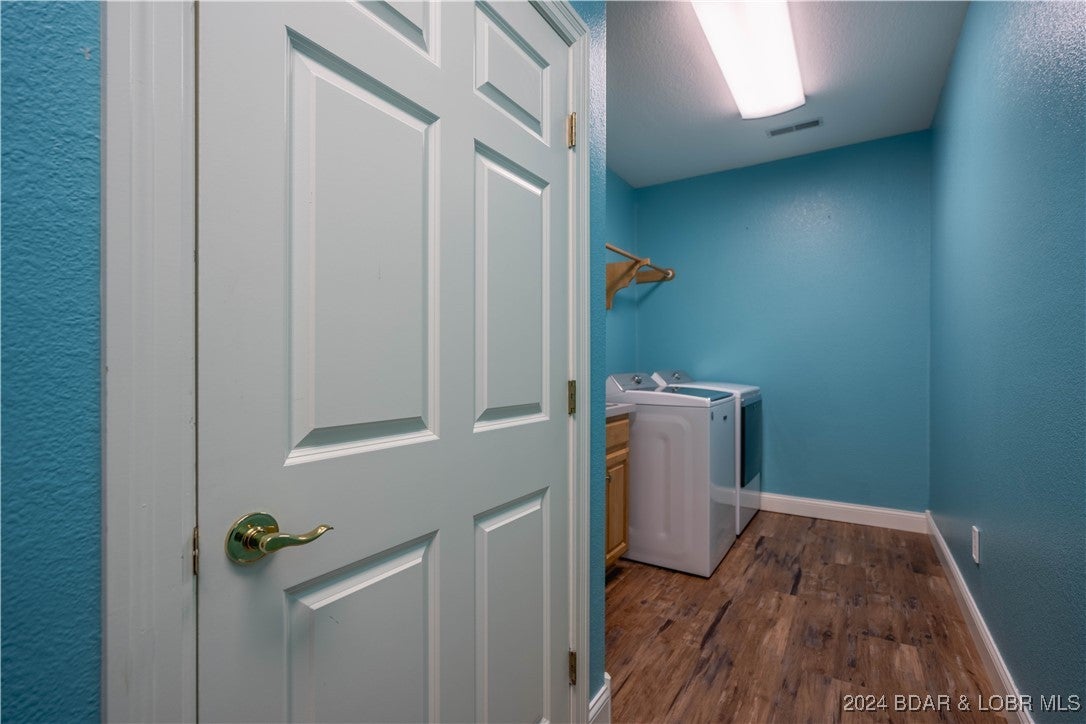 Porto Cima, Missouri, 65079, United States, ,5 BathroomsBathrooms,Residential,Active,1703312