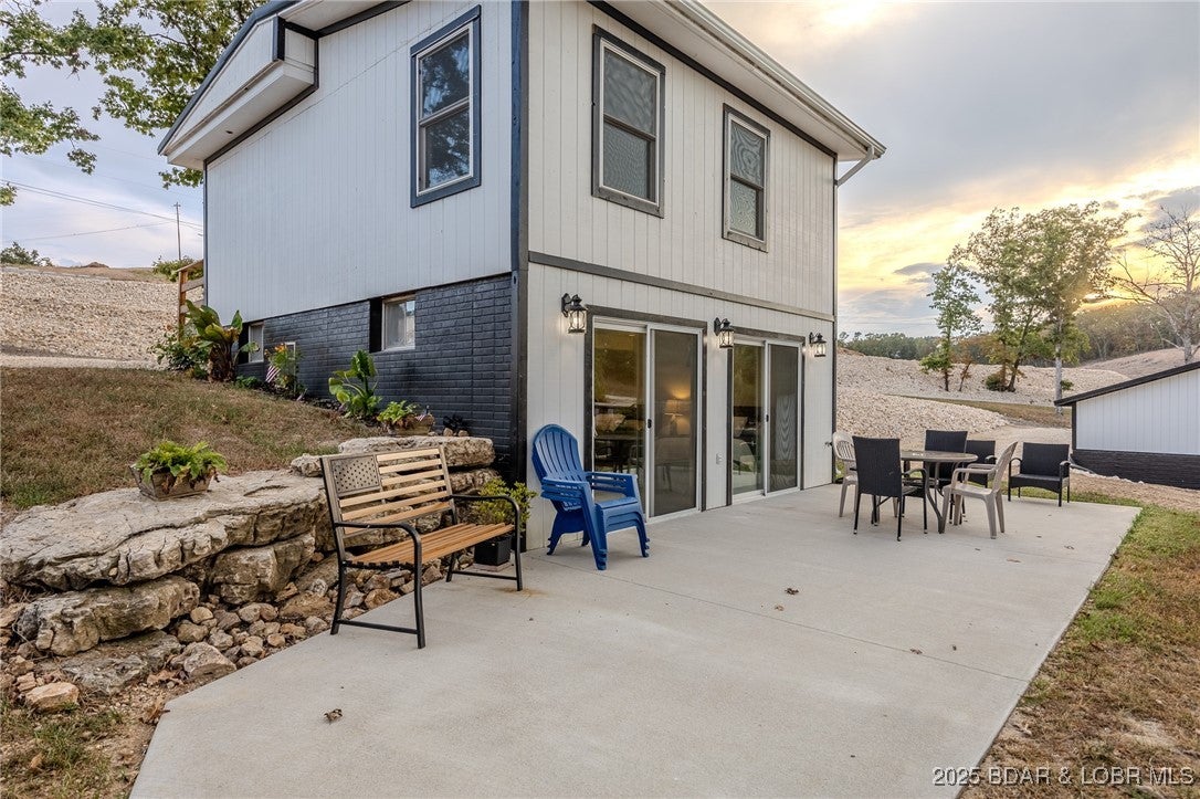 Gravois Mills, Missouri, 65037, United States, 3 Bedrooms Bedrooms, ,3 BathroomsBathrooms,Residential,Active,1945462