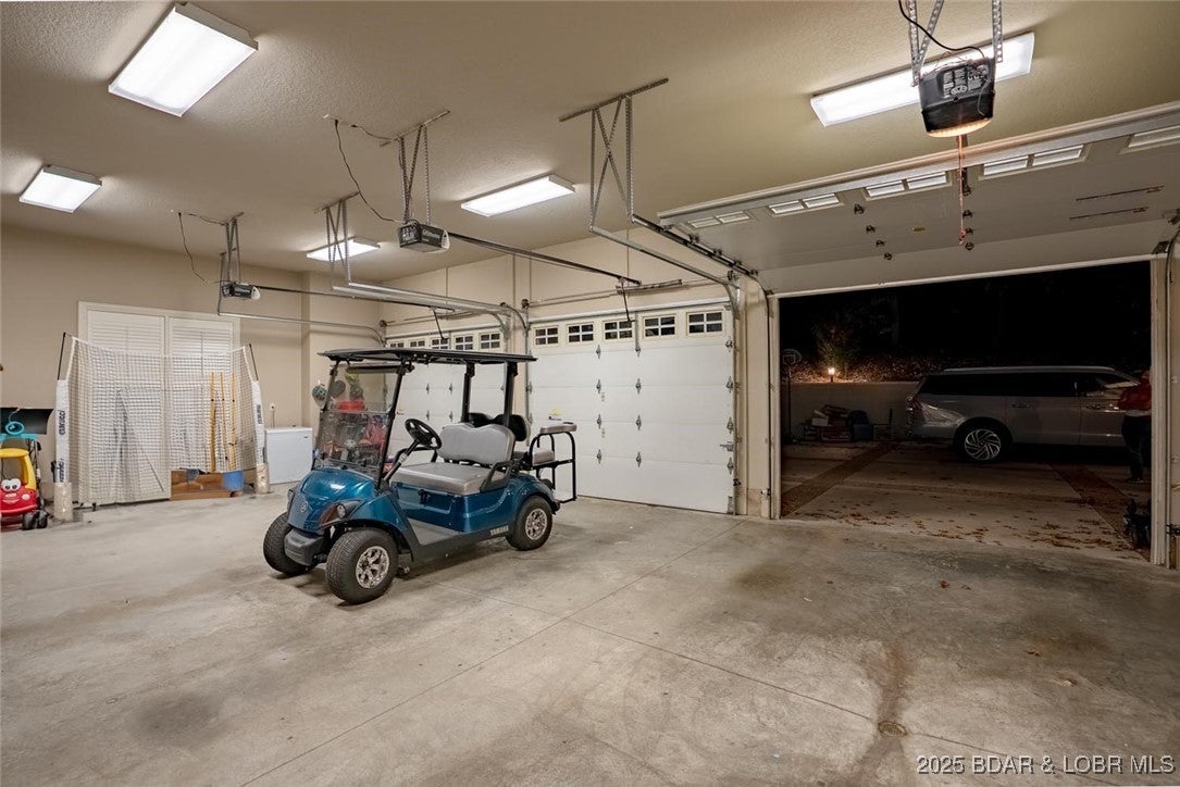 Lake Ozark, Missouri, 65049, United States, 5 Bedrooms Bedrooms, ,5 BathroomsBathrooms,Residential,Active,1990646