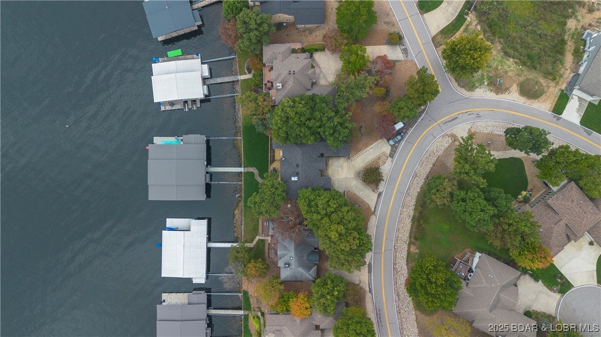 Lake Ozark, Missouri, 65049, United States, 5 Bedrooms Bedrooms, ,5 BathroomsBathrooms,Residential,Active,1968089