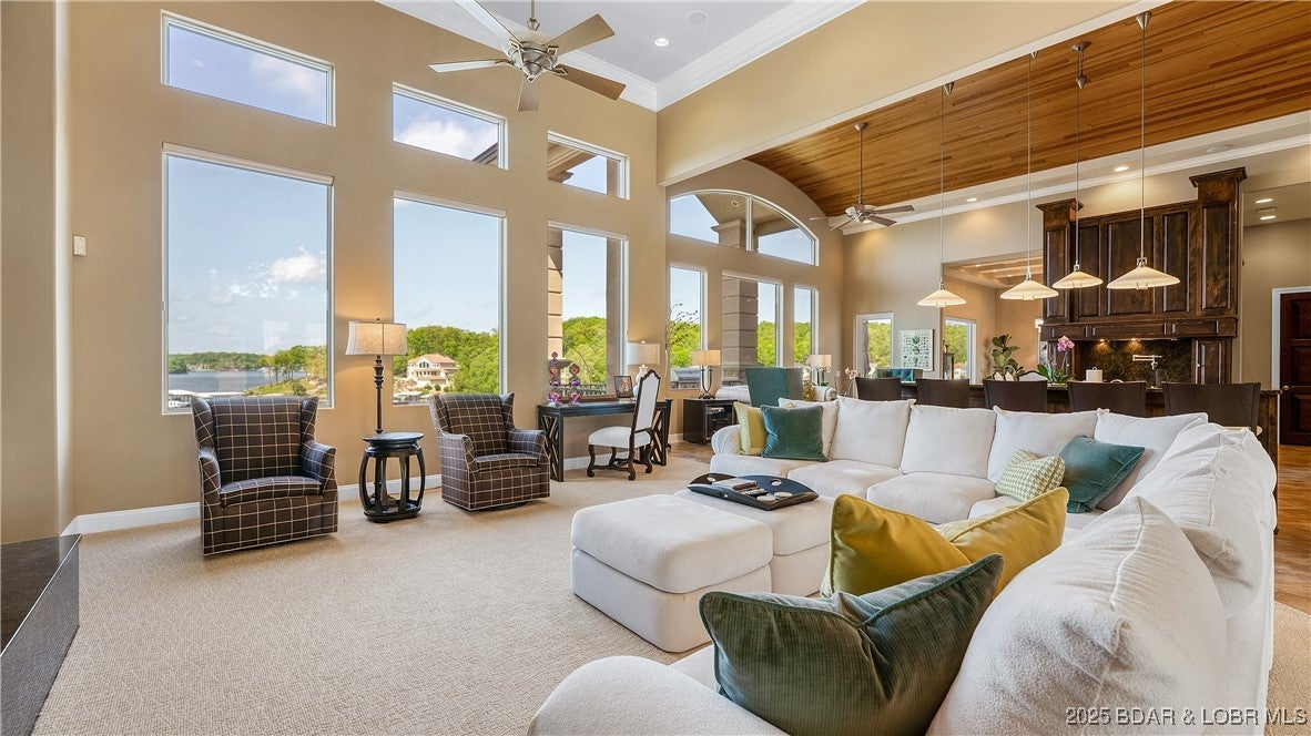 Sunrise Beach, Missouri, 65079, United States, 6 Bedrooms Bedrooms, ,8 BathroomsBathrooms,Residential,Pending,1943776