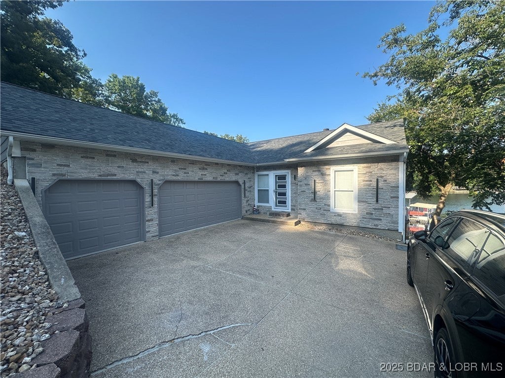 Osage Beach, Missouri, 65065, United States, 4 Bedrooms Bedrooms, ,4 BathroomsBathrooms,Residential,Active,1922318