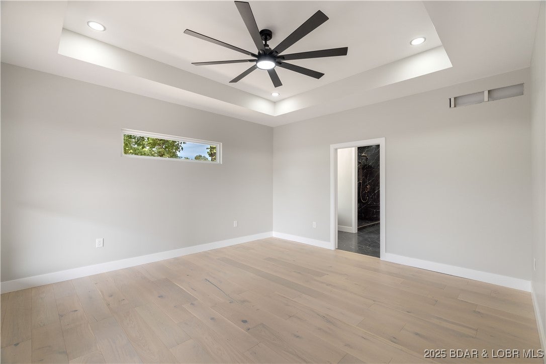 Sunrise Beach, Missouri, 65065, United States, 6 Bedrooms Bedrooms, ,6 BathroomsBathrooms,Residential,Active,1929710