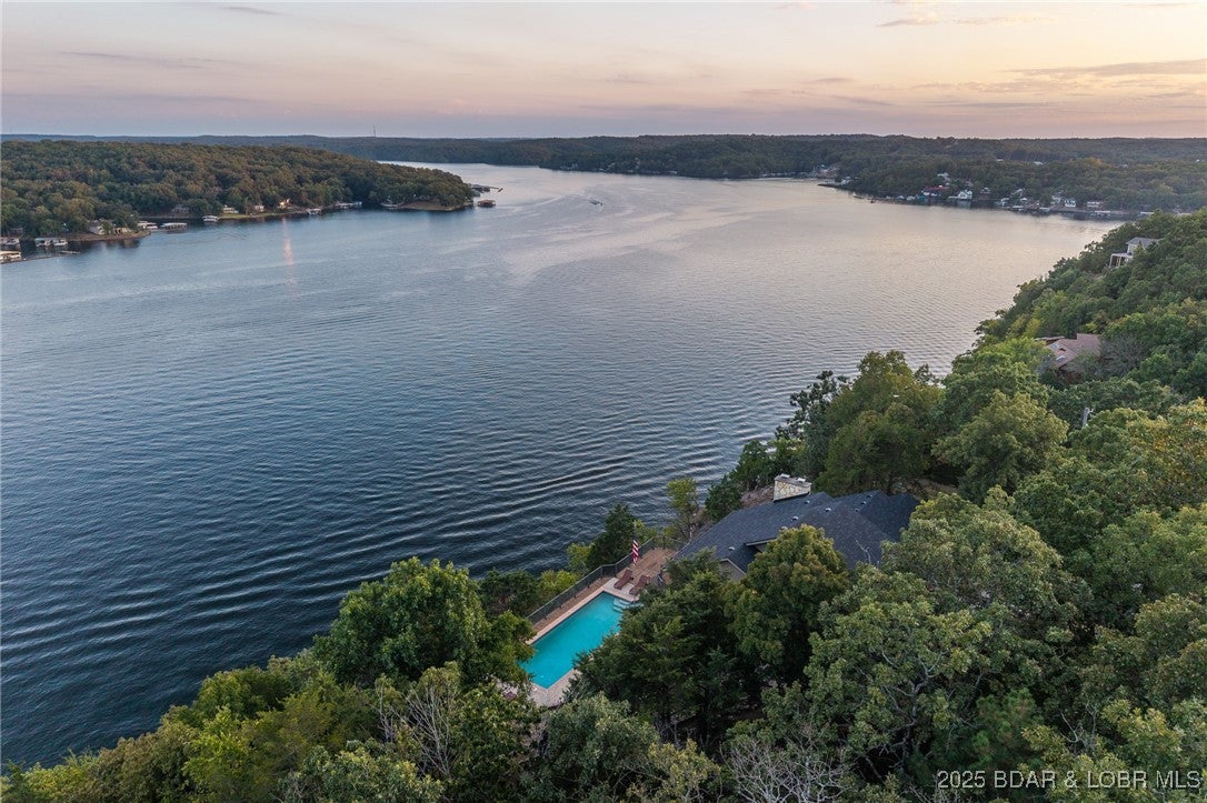 Sunrise Beach, Missouri, 65079, United States, 3 Bedrooms Bedrooms, ,3 BathroomsBathrooms,Residential,Active,1934766