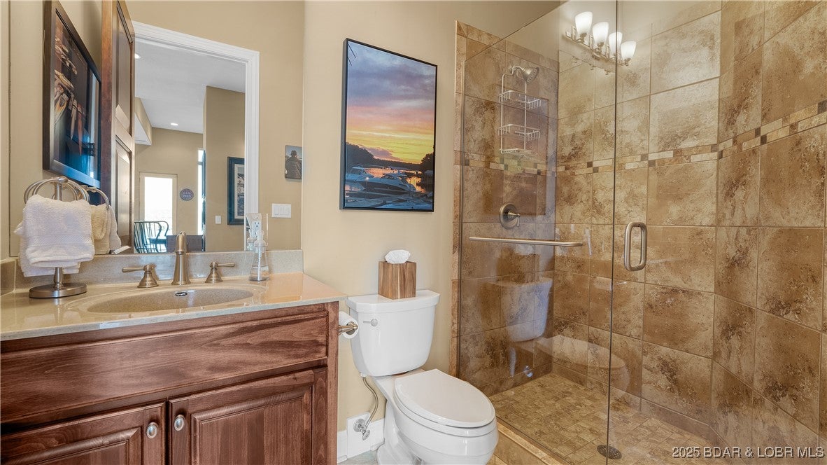 Sunrise Beach, Missouri, 65079, United States, 6 Bedrooms Bedrooms, ,8 BathroomsBathrooms,Residential,Pending,1943776