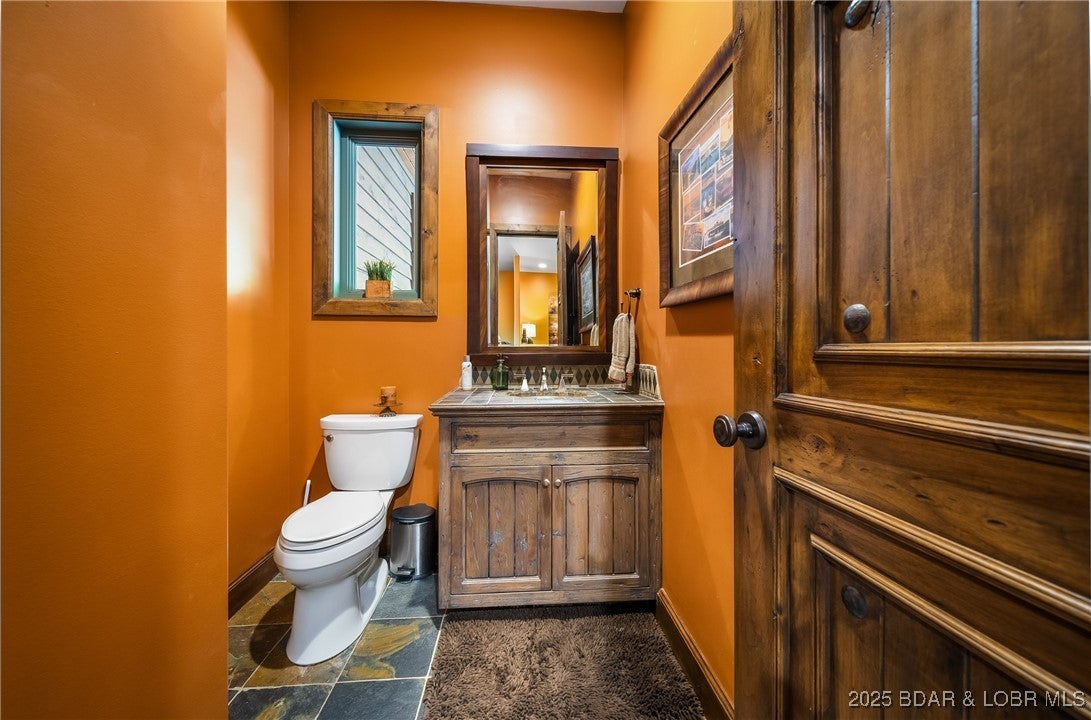 Villages, Missouri, 65079, United States, 5 Bedrooms Bedrooms, ,7 BathroomsBathrooms,Residential,Active,1964268