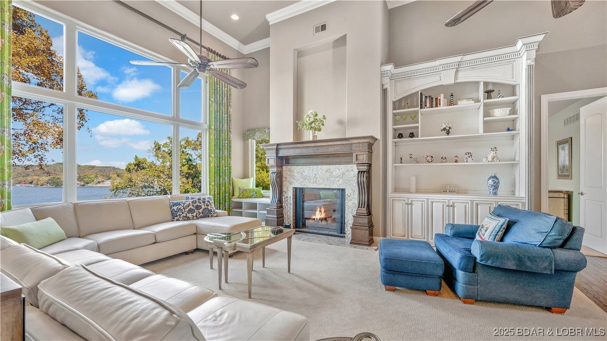 Camdenton, Missouri, 65020, United States, 5 Bedrooms Bedrooms, ,5 BathroomsBathrooms,Residential,Active,1989766