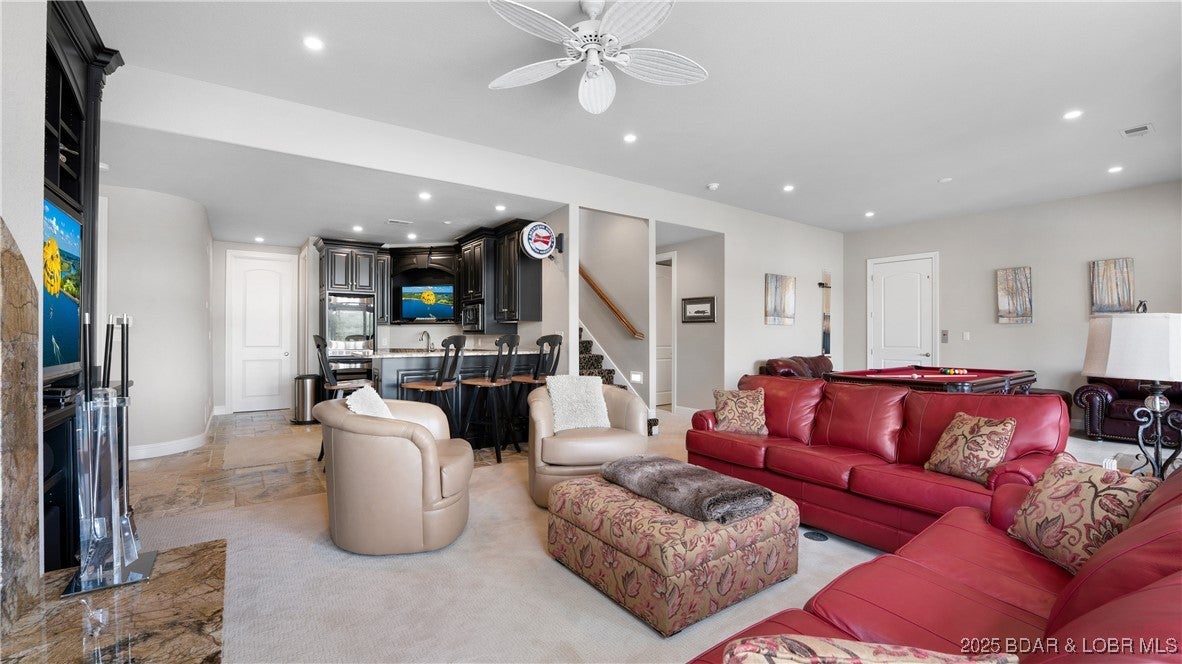 Camdenton, Missouri, 65020, United States, ,5 BathroomsBathrooms,Residential,Active,1797942
