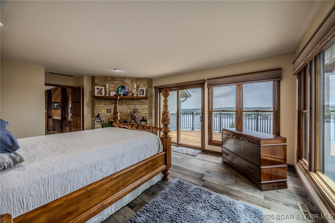 Sunrise Beach, Missouri, 65079, United States, 3 Bedrooms Bedrooms, ,3 BathroomsBathrooms,Residential,Active,1934766