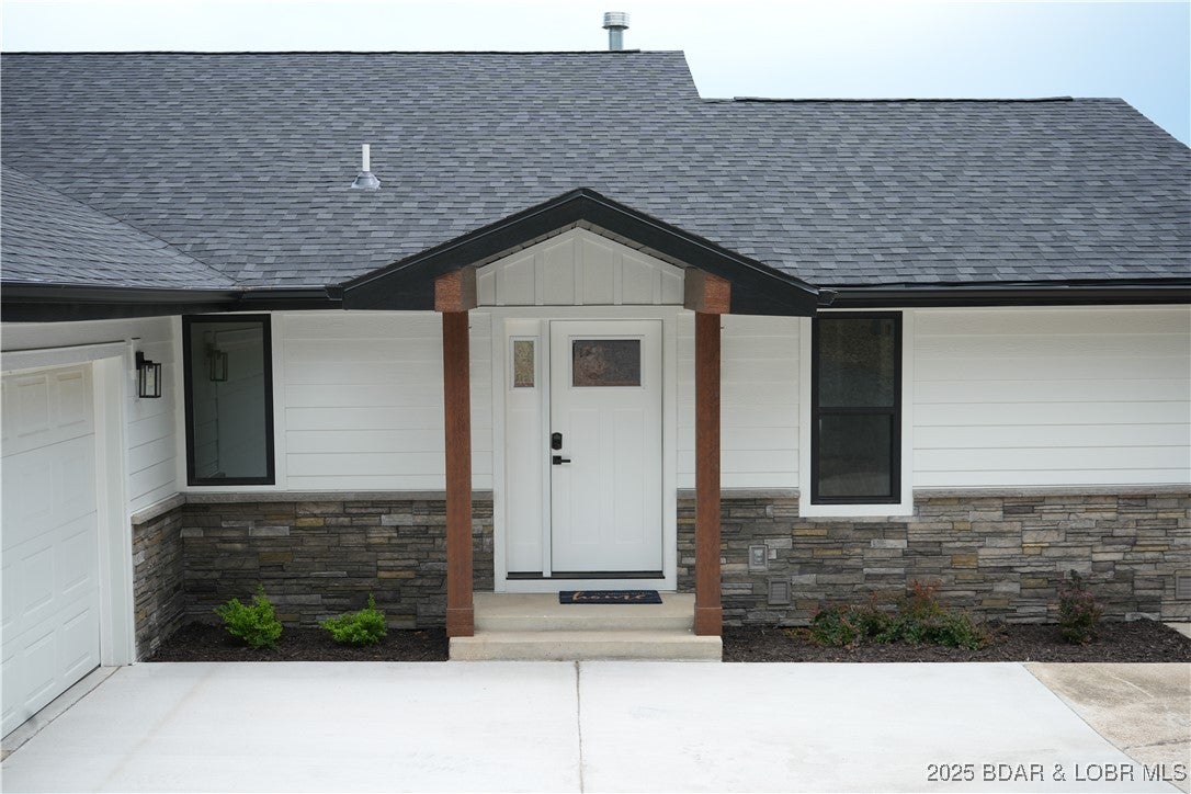 Osage Beach, Missouri, 65065, United States, 4 Bedrooms Bedrooms, ,4 BathroomsBathrooms,Residential,Active,1946330