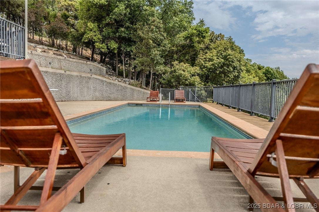 Sunrise Beach, Missouri, 65079, United States, 3 Bedrooms Bedrooms, ,3 BathroomsBathrooms,Residential,Active,1934766