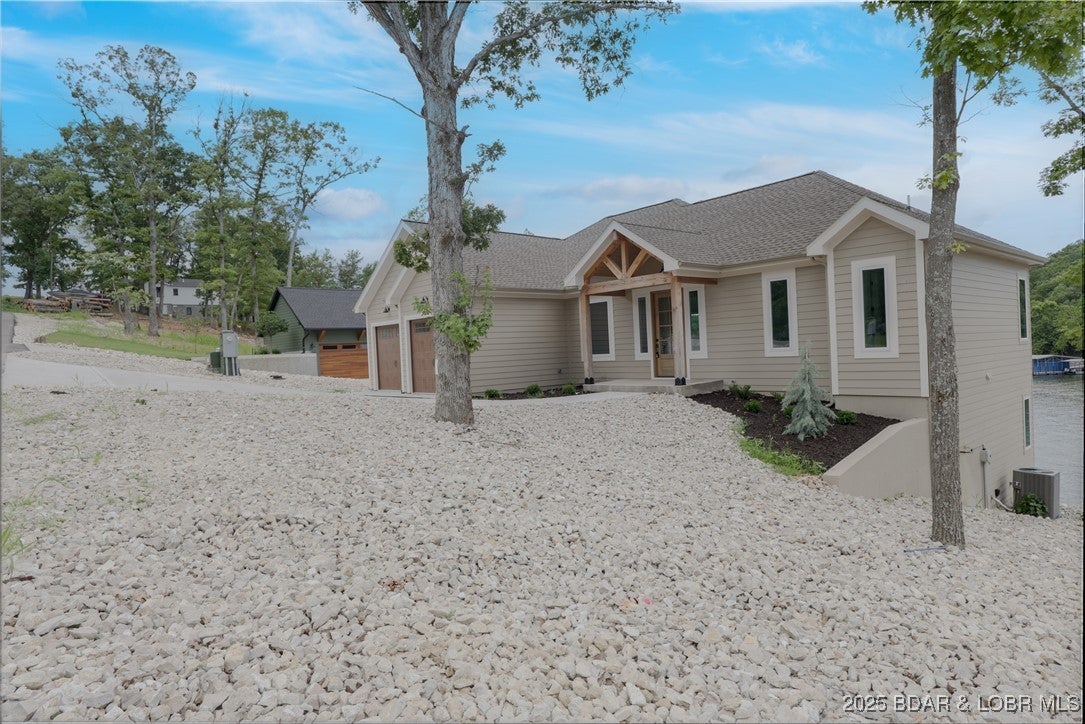 Sunrise Beach, Missouri, 65079, United States, 4 Bedrooms Bedrooms, ,5 BathroomsBathrooms,Residential,Active,1843842