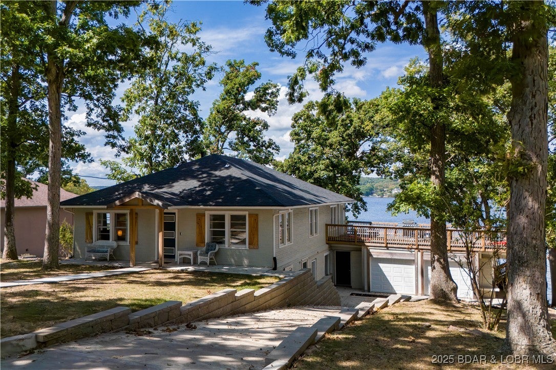 Sunrise Beach, Missouri, 65079, United States, 9 Bedrooms Bedrooms, ,7 BathroomsBathrooms,Residential,Active,1898212