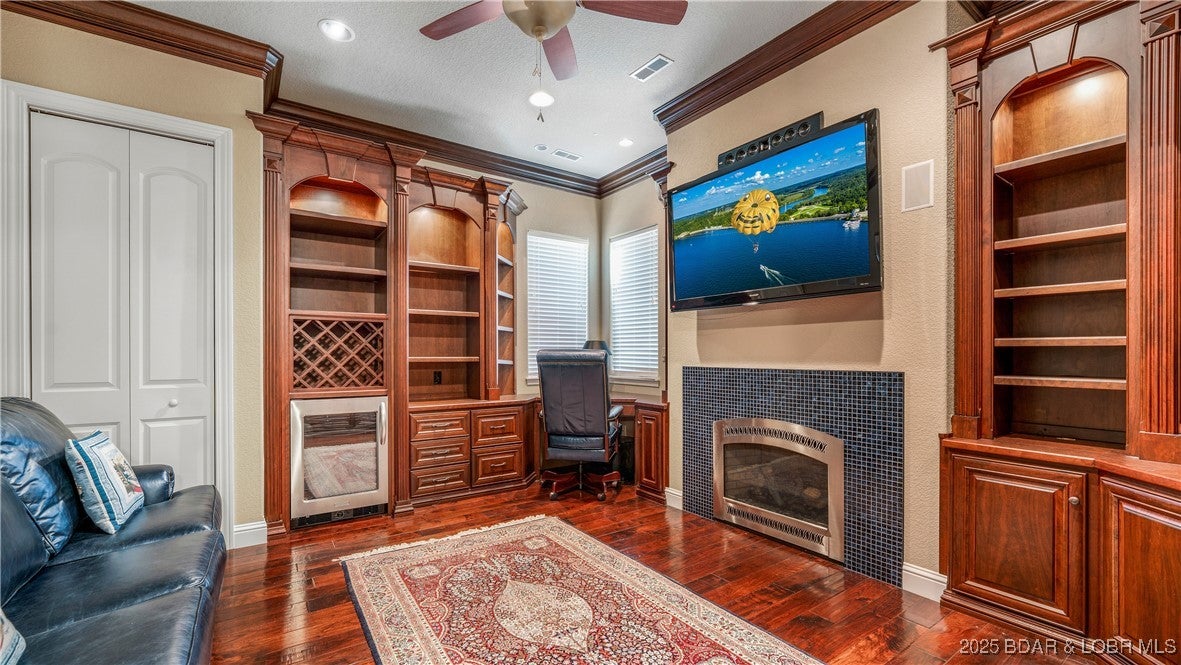 Camdenton, Missouri, 65020, United States, 5 Bedrooms Bedrooms, ,5 BathroomsBathrooms,Residential,Active,1989766