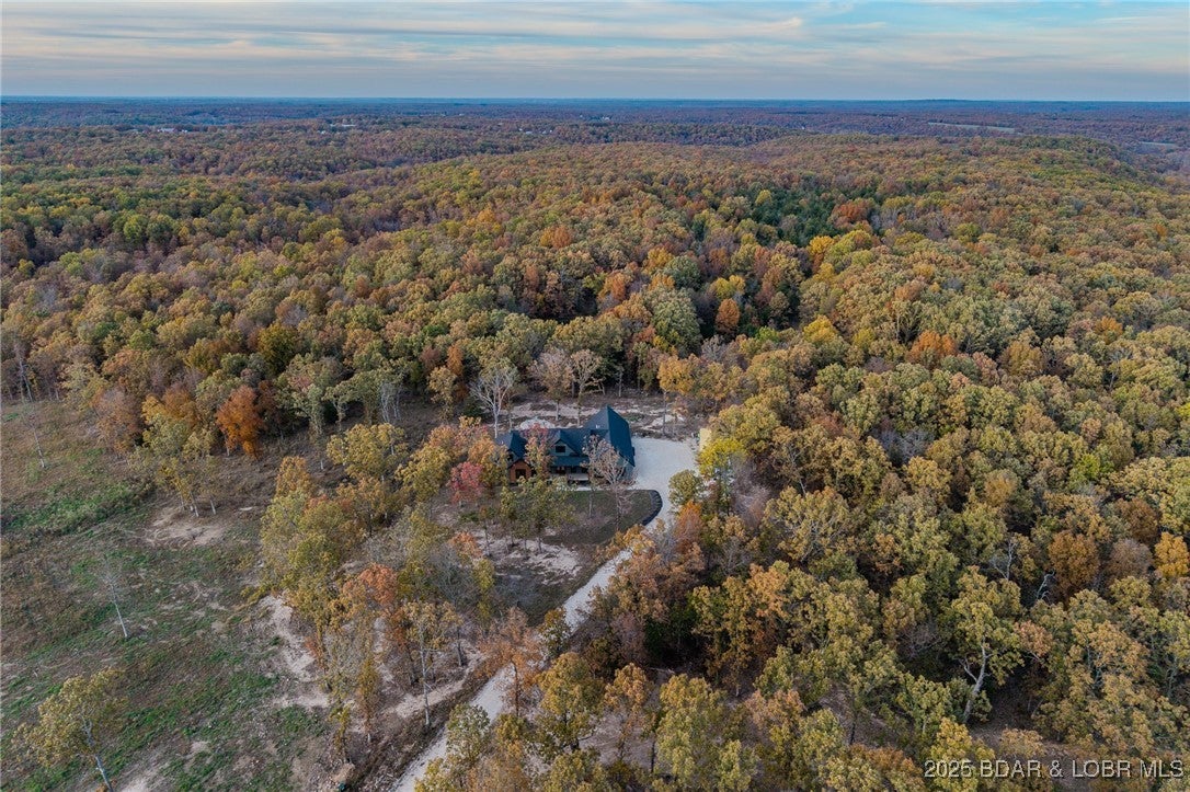 Linn Creek, Missouri, 65052, United States, 6 Bedrooms Bedrooms, ,5 BathroomsBathrooms,Residential,Active,1989796