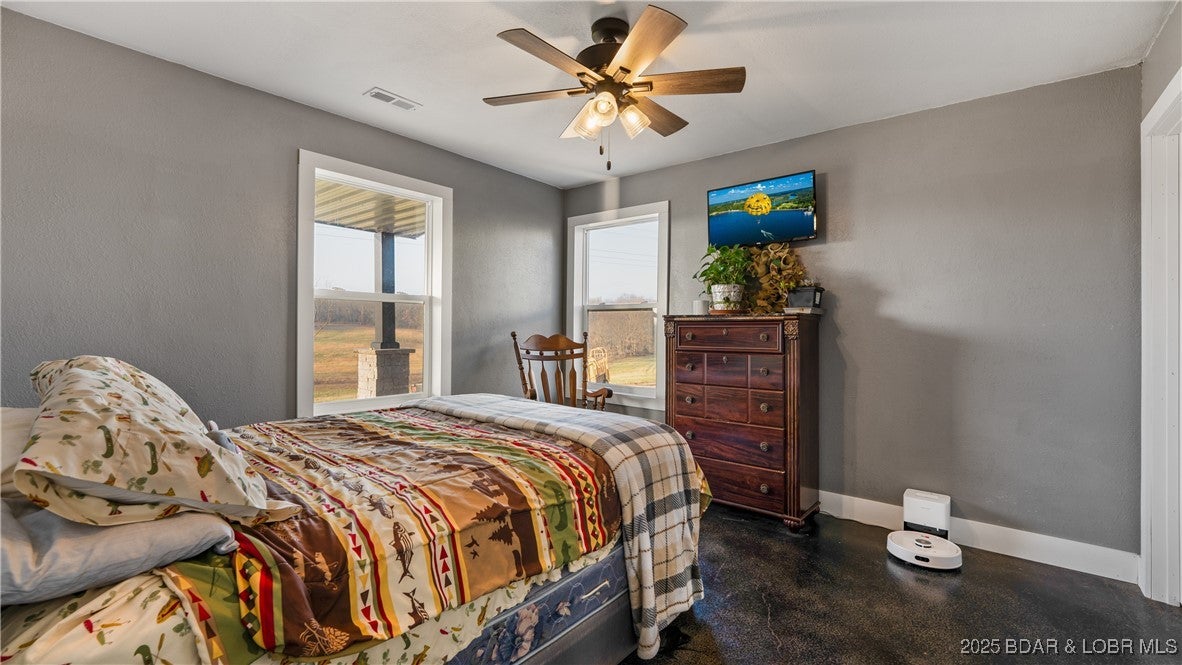 Stoutland, Missouri, 65567, United States, 2 Bedrooms Bedrooms, ,2 BathroomsBathrooms,Residential,Active,2006800