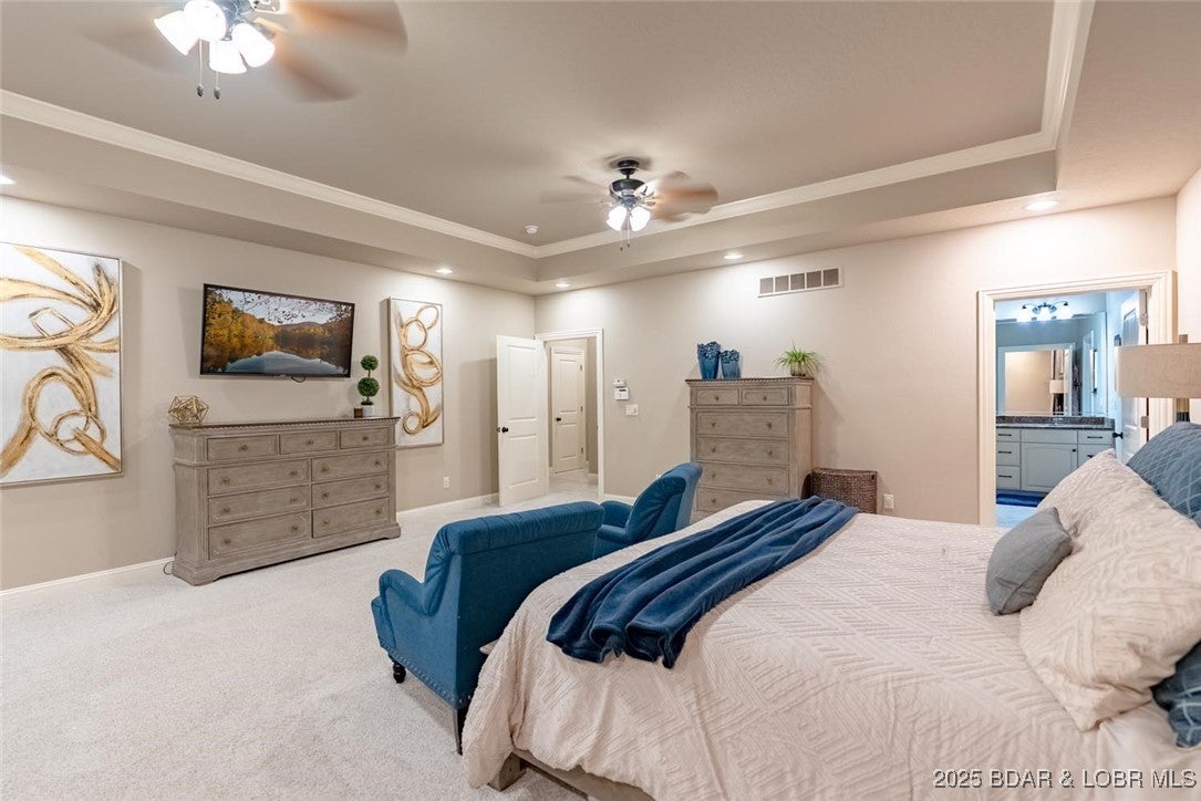 Lake Ozark, Missouri, 65049, United States, 5 Bedrooms Bedrooms, ,5 BathroomsBathrooms,Residential,Active,1990646