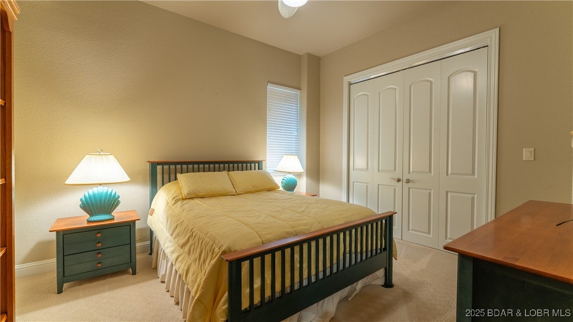 Camdenton, Missouri, 65020, United States, ,5 BathroomsBathrooms,Residential,Active,1797942