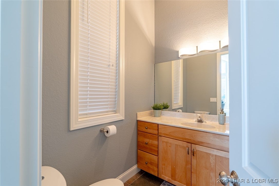 Sunrise Beach, Missouri, 65079, United States, 5 Bedrooms Bedrooms, ,7 BathroomsBathrooms,Residential,Active,2007238