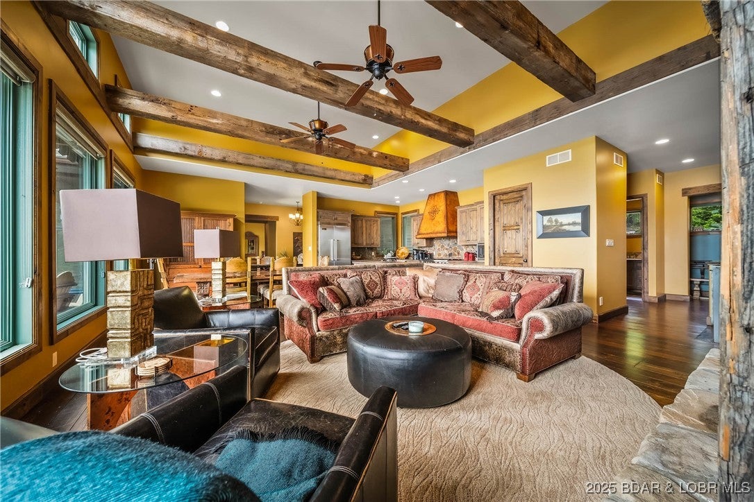 Villages, Missouri, 65079, United States, 5 Bedrooms Bedrooms, ,7 BathroomsBathrooms,Residential,Active,1964268