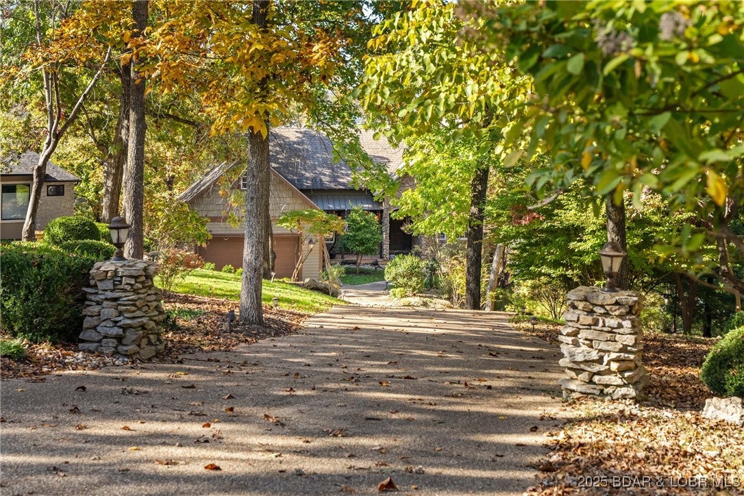 Villages, Missouri, 65079, United States, 5 Bedrooms Bedrooms, ,4 BathroomsBathrooms,Residential,Active,1985880
