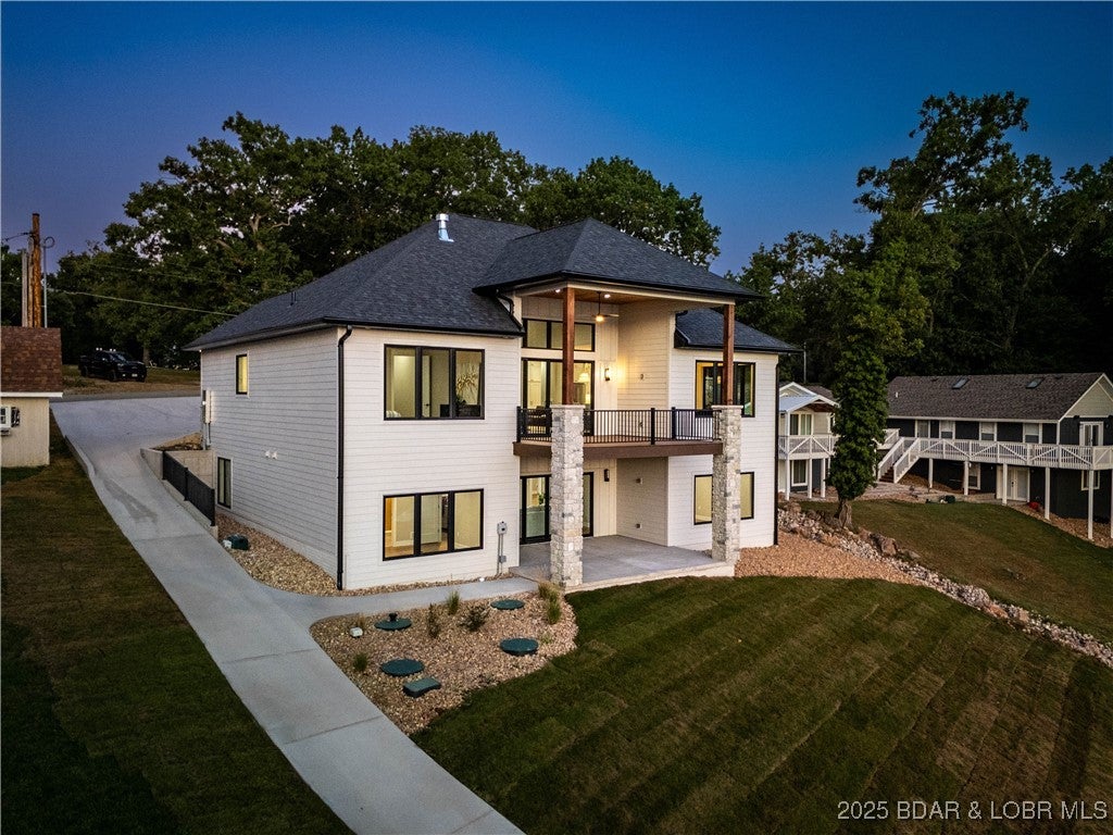 Osage Beach, Missouri, 65065, United States, 6 Bedrooms Bedrooms, ,6 BathroomsBathrooms,Residential,Active,1922661