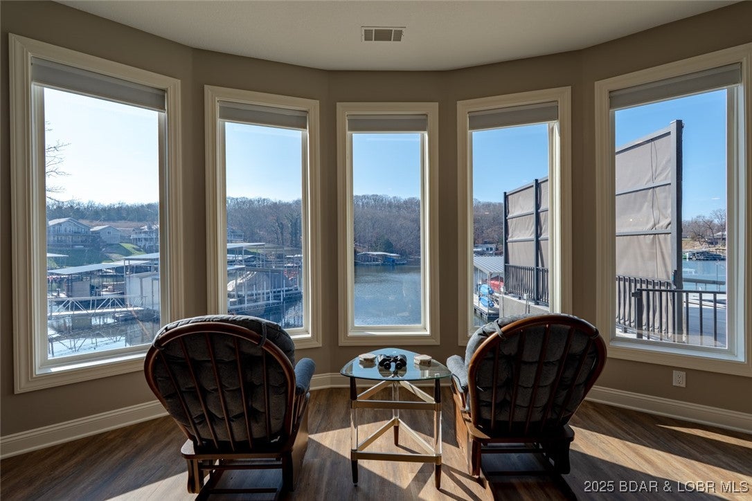 Sunrise Beach, Missouri, 65079, United States, 5 Bedrooms Bedrooms, ,7 BathroomsBathrooms,Residential,Active,2007238