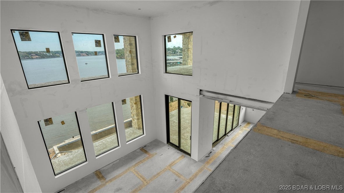 Osage Beach, Missouri, 65065, United States, 6 Bedrooms Bedrooms, ,9 BathroomsBathrooms,Residential,Active,1964478