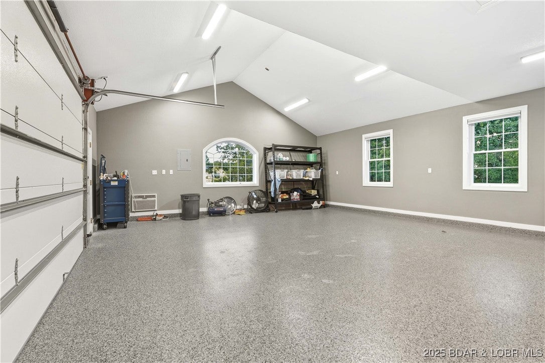 Porto Cima, Missouri, 65079, United States, 5 Bedrooms Bedrooms, ,4 BathroomsBathrooms,Residential,Active,1973370