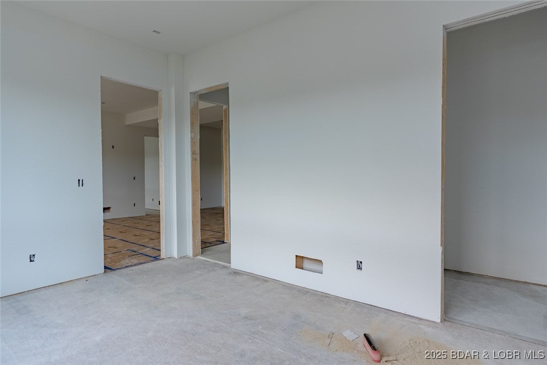 Osage Beach, Missouri, 65065, United States, 4 Bedrooms Bedrooms, ,5 BathroomsBathrooms,Residential,Active,1985585