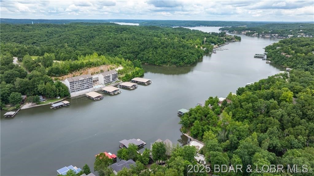 Camdenton, Missouri, 65020, United States, 7 Bedrooms Bedrooms, ,6 BathroomsBathrooms,Residential,Active,1876843