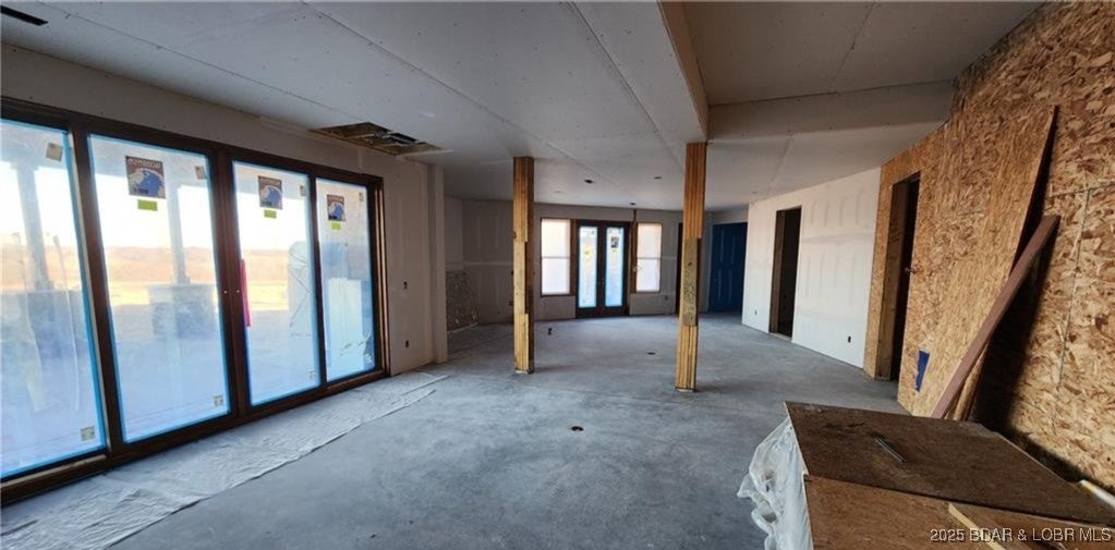 Richland, Missouri, 65556, United States, 3 Bedrooms Bedrooms, ,4 BathroomsBathrooms,Residential,Active,1989754