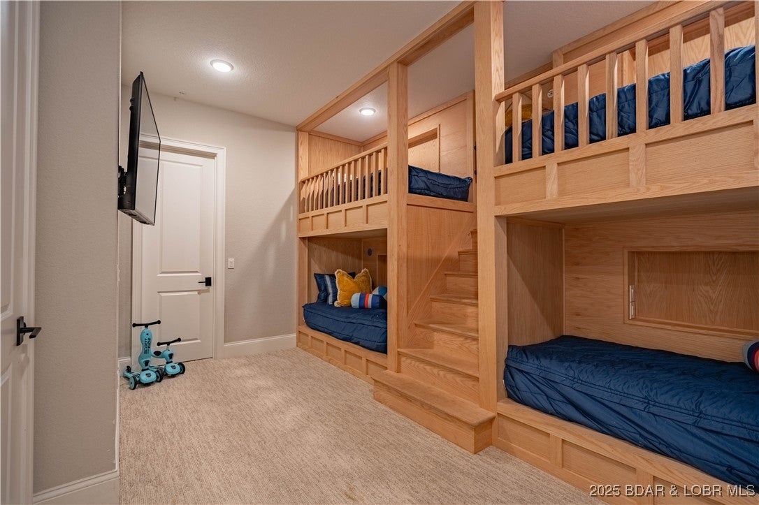 Osage Beach, Missouri, 65065, United States, 4 Bedrooms Bedrooms, ,5 BathroomsBathrooms,Residential,Active,1823963