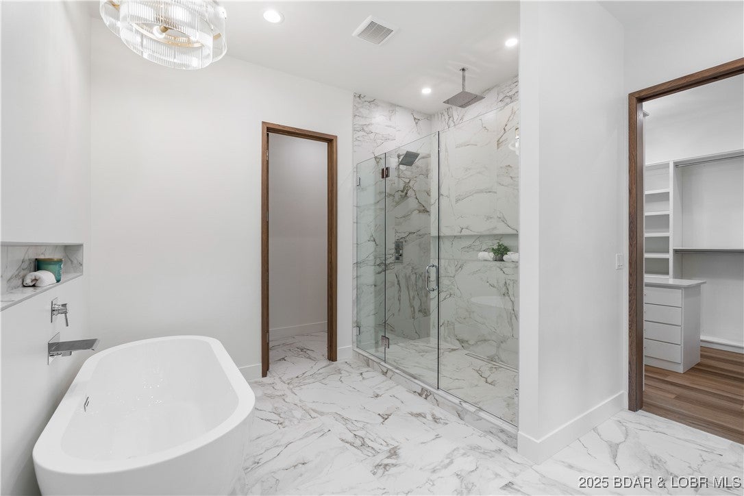 Sunrise Beach, Missouri, 65079, United States, 3 Bedrooms Bedrooms, ,3 BathroomsBathrooms,Residential,Active,1922285