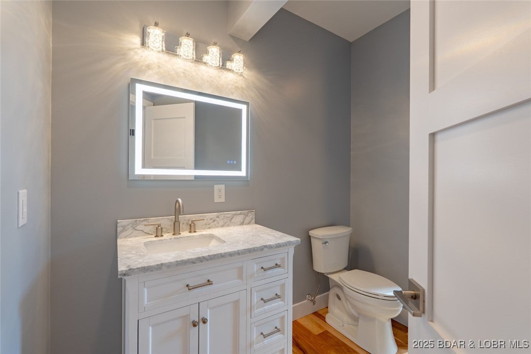 Climax Springs, Missouri, 65324, United States, 5 Bedrooms Bedrooms, ,5 BathroomsBathrooms,Residential,Active,1988443