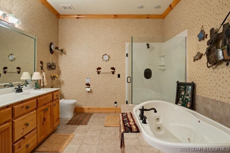 Sunrise Beach, Missouri, 65079, United States, 7 Bedrooms Bedrooms, ,6 BathroomsBathrooms,Residential,Active,1973357