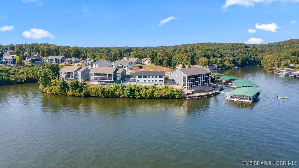 Camdenton, Missouri, 65020, United States, 4 Bedrooms Bedrooms, ,4 BathroomsBathrooms,Residential,Active,1945094